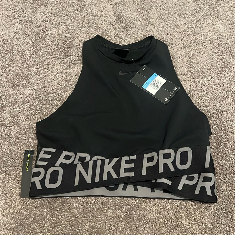Nike Pro Women’s Training Top